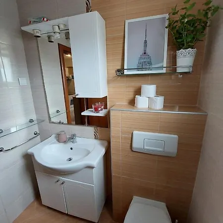 Vira Apartment *